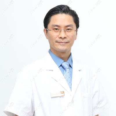 邓亮