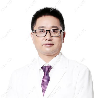 成都天姿医疗美容门诊部李烈