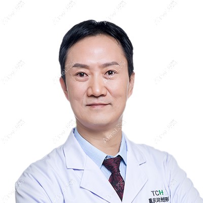 重庆时光整形美容医院冯辉利