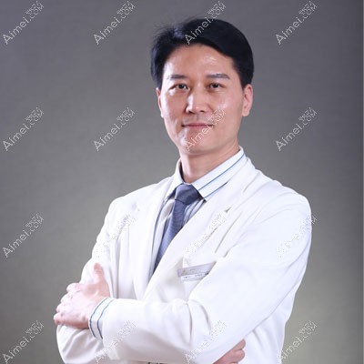 杨斌