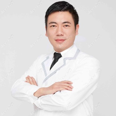 黄意辉