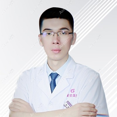 邓刚