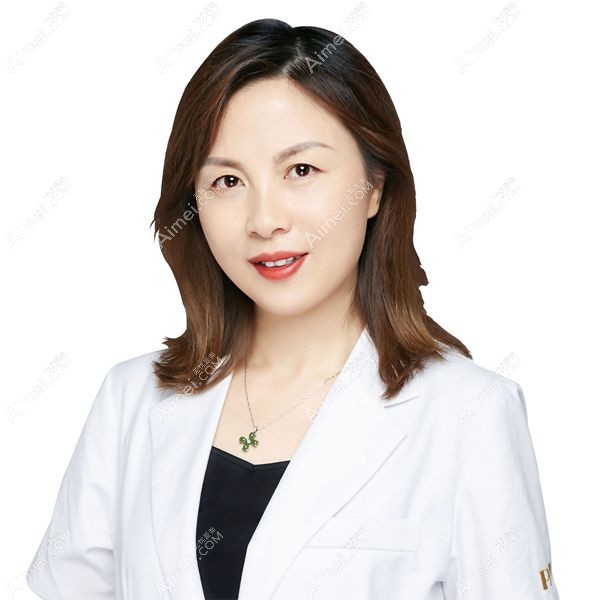 烟台鹏爱佳妍五代热玛吉操作医生胡一九.jpg 烟台鹏爱佳妍五代热玛吉操作医生胡一九.jpg