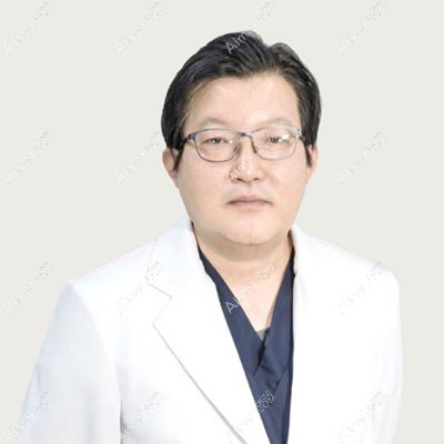 威海正源美容医院文钟泽