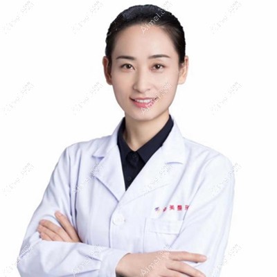 吴秀英
