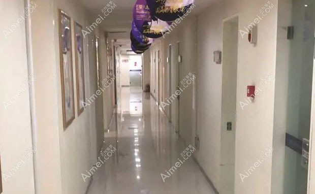济南鹏爱美容整形医院走廊