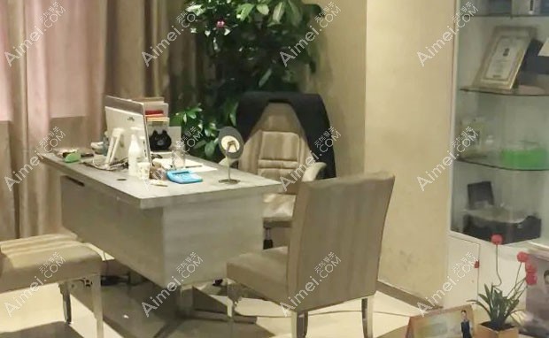 济南鹏爱美容整形医院咨询面诊室