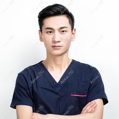 武汉华美整形外科医院疤痕科丁四龙