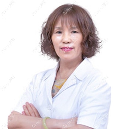 王立新
