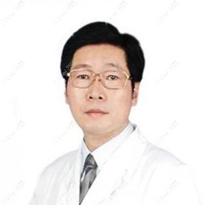 成都艾米丽医疗美容门诊部潘红伟