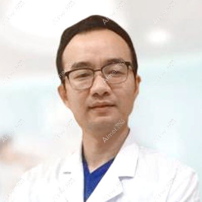 李龙