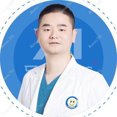 长沙牙大夫口腔门诊部（侯家塘总院）周权