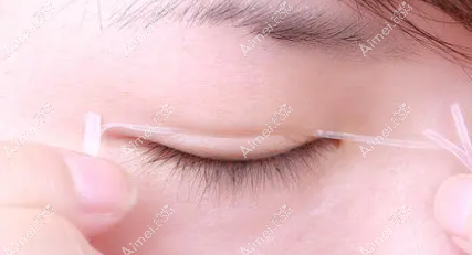 单眼皮贴双眼皮能变成双眼皮不? 单眼皮贴双眼皮能变成双眼皮不?