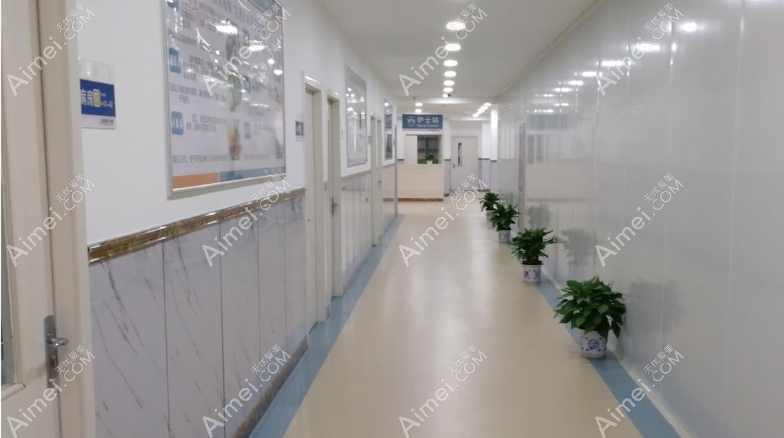 南昌第十二医院植发科医院走廊