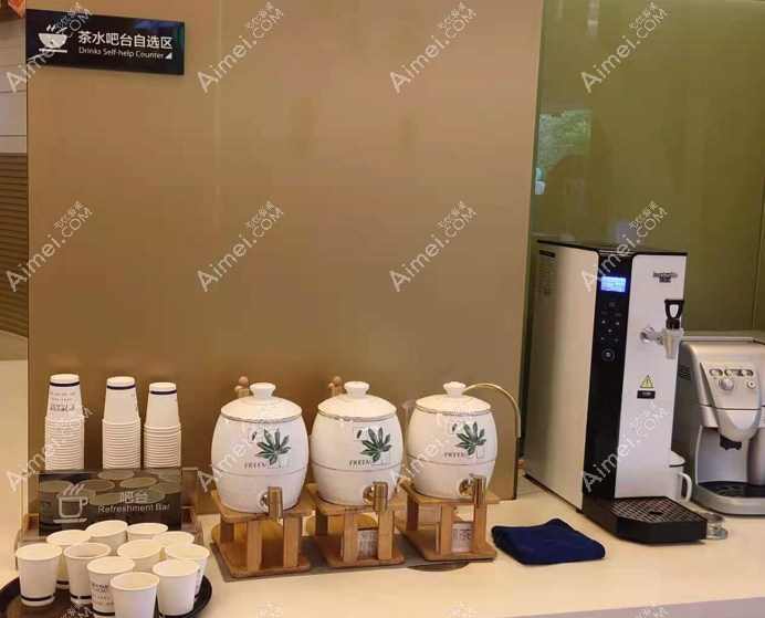成都锦江极光口腔服务态度好 dlren.com