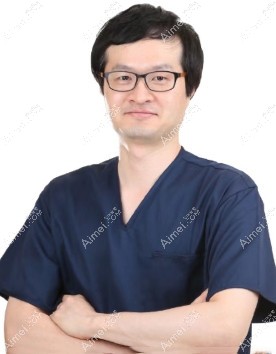 韩国遇见美整形院长李承灿 韩国遇见美整形院长李承灿