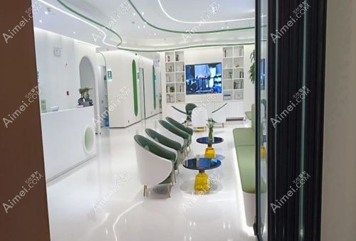 昆明吴氏嘉美崇臣口腔门诊部医生团队盘点 昆明吴氏嘉美崇臣口腔门诊部医生团队盘点