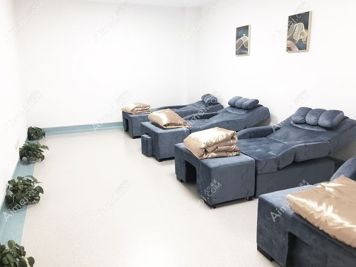重庆佰视佳眼科门诊部休息室