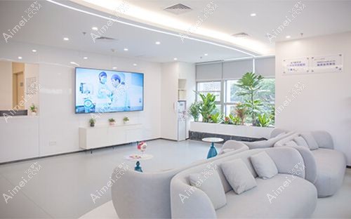 广州视百年眼科不是公办几级医院,是正规靠谱私立眼科机构