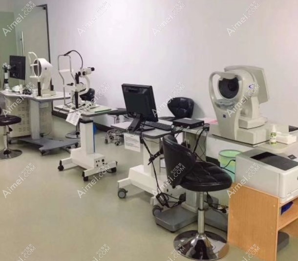 武汉佰视佳眼科门诊部检查室