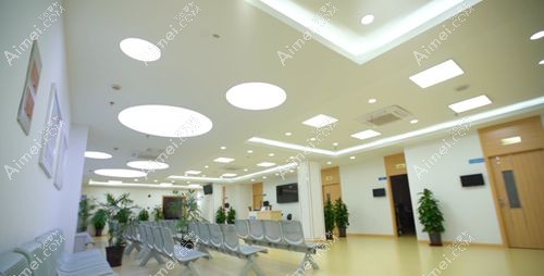 上海和平眼科是民营性质的医院 上海和平眼科是民营性质的医院