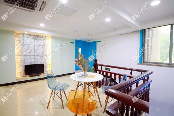 杭州雅齿口腔诊所明月嘉苑店