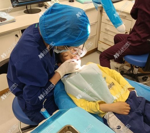 东莞天牙知齿口腔门诊部 东莞天牙知齿口腔门诊部