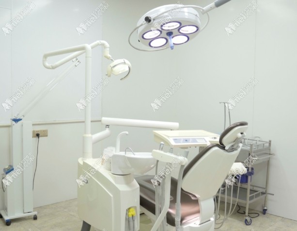 西安尔康口腔诊所未央梨园路店 西安尔康口腔诊所未央梨园路店
