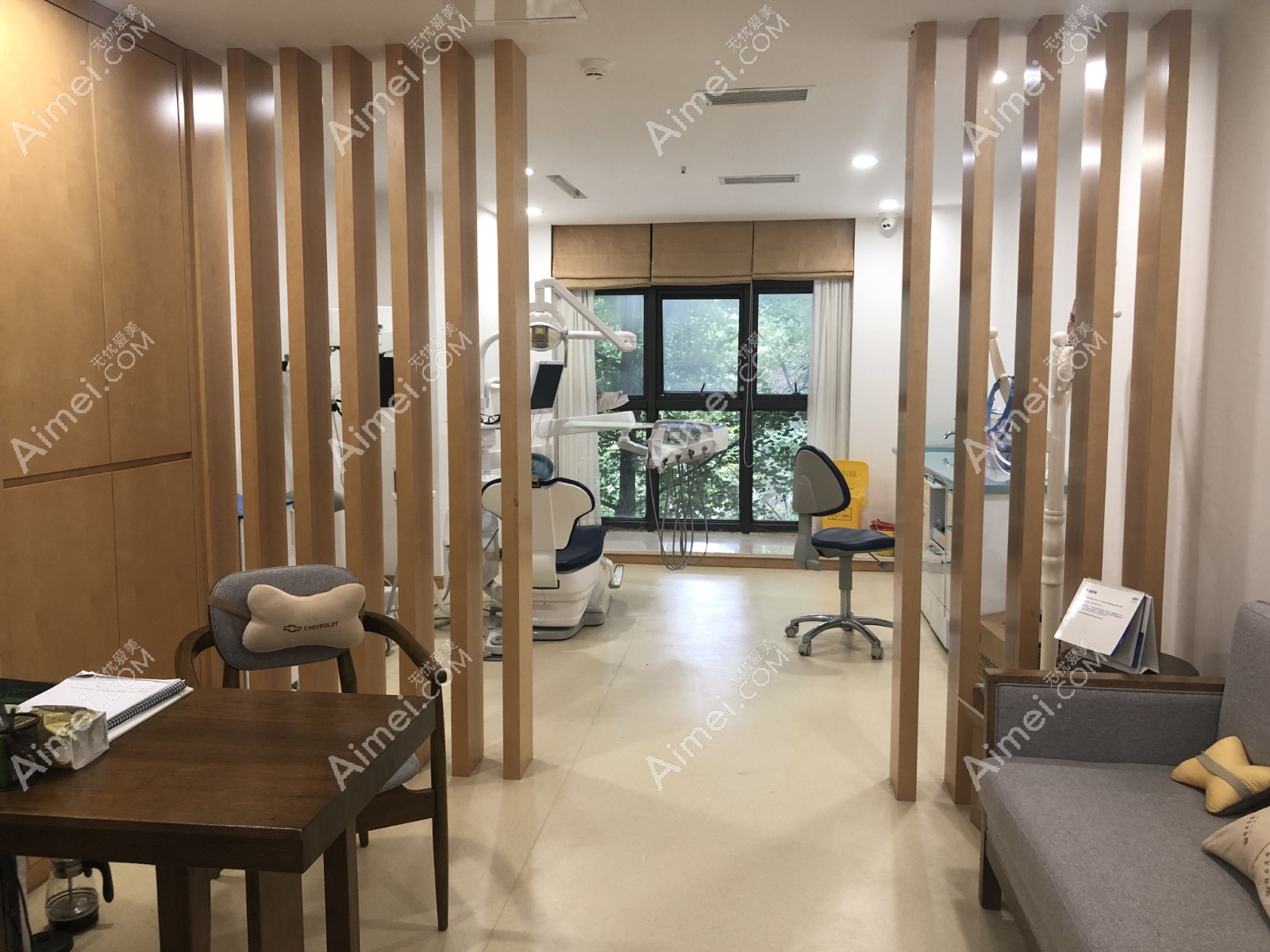 成都君臣口腔门诊部
