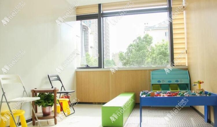 杭州万合茗芽口腔门诊部 杭州万合茗芽口腔门诊部