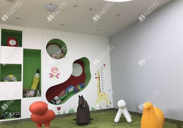 重庆红黄路优德口腔门诊部 重庆红黄路优德口腔门诊部