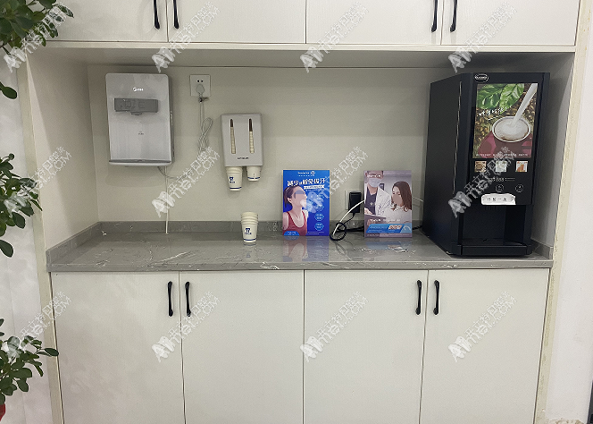 大冶华玉口腔门诊部 大冶华玉口腔门诊部