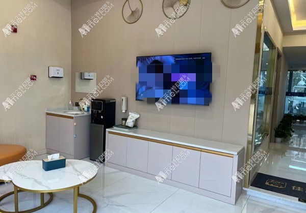 重庆佳渝口腔诊所兴源大道店 重庆佳渝口腔诊所兴源大道店