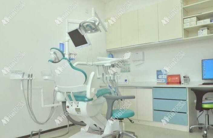 杭州康华口腔门诊部万家星城店 杭州康华口腔门诊部万家星城店