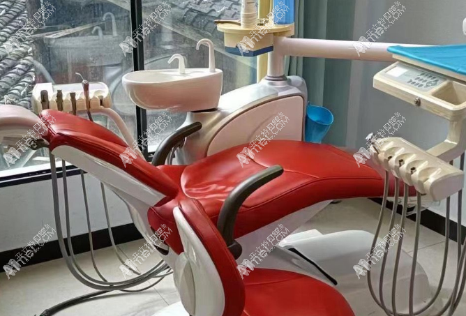 松潘县和平口腔诊所 松潘县和平口腔诊所