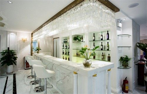 广州雅贝壹医疗美容预约双眼皮多少钱?全切4500元起,埋线3500元起