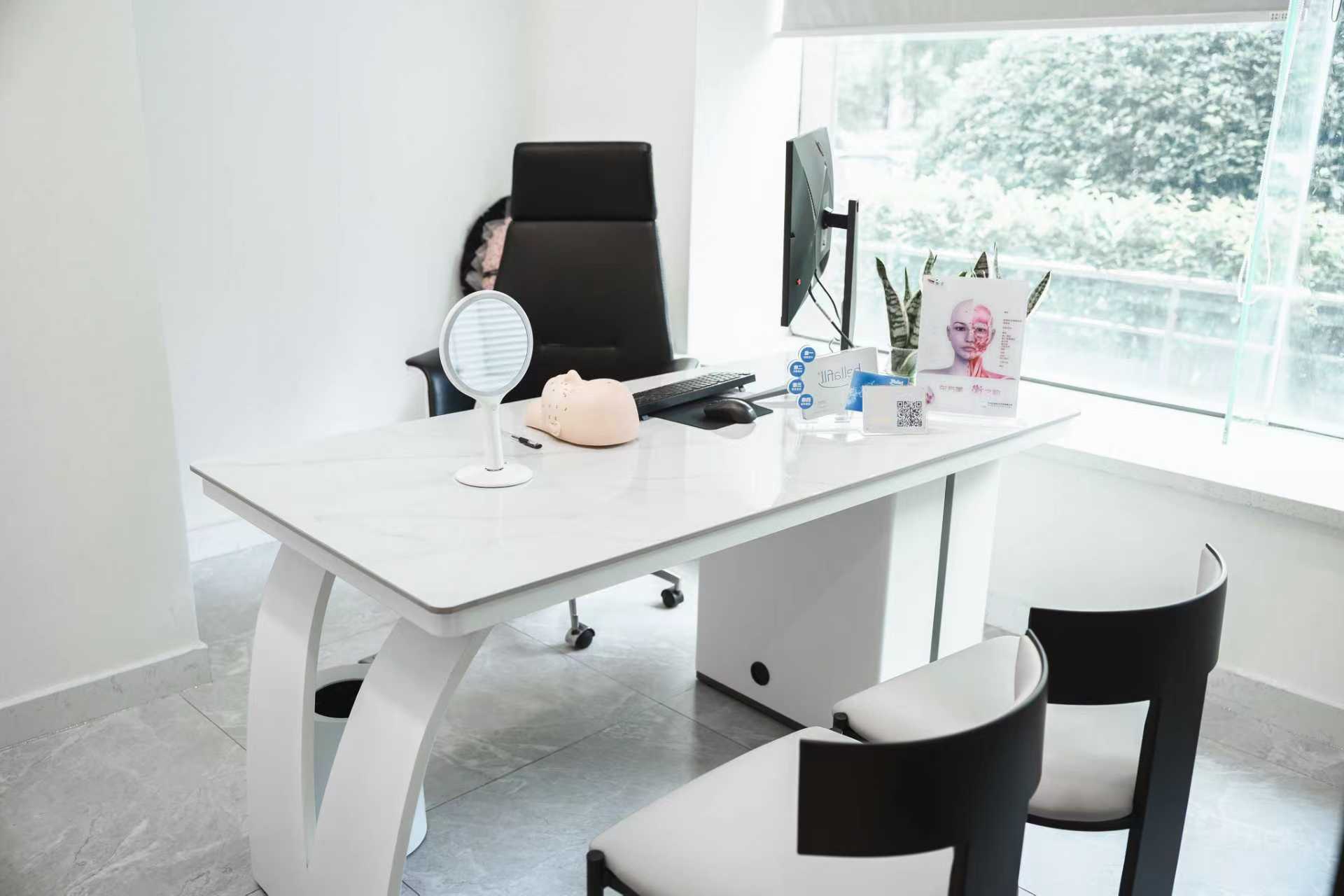 六、杭州至优美医疗美容口碑评价适合第一次做医美的人吗?